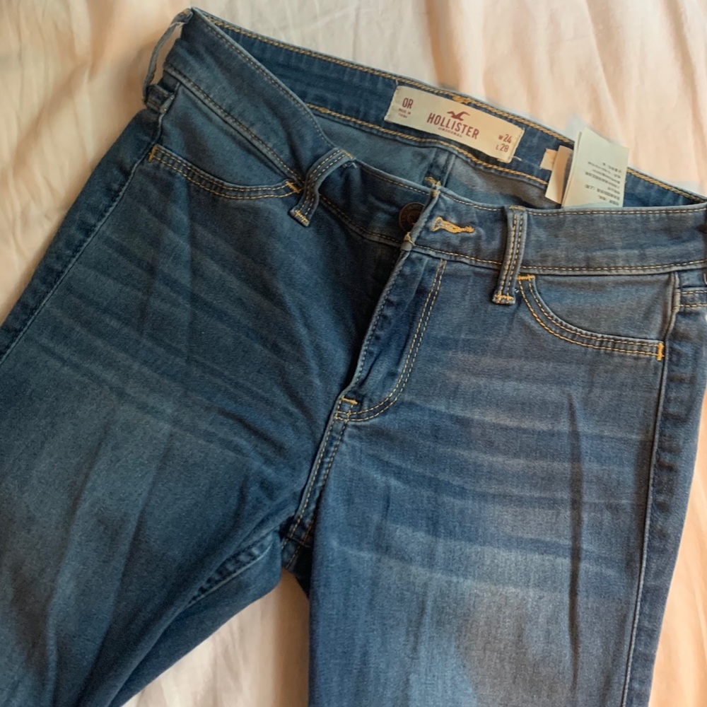 Stretch Low-Rise Super Skinny Jeans
